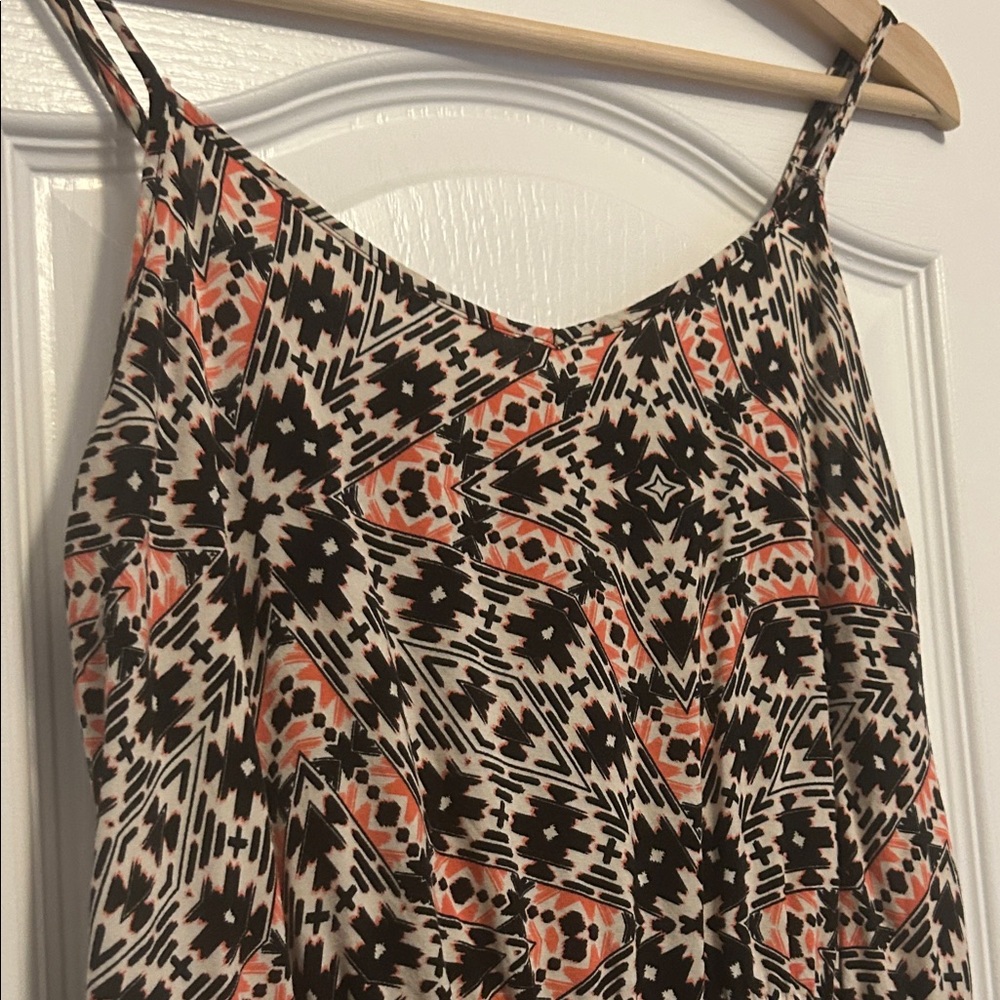 Romper w/ Spaghetti Straps PomPom Hem detail Black & Pink - Picture 5 of 12
